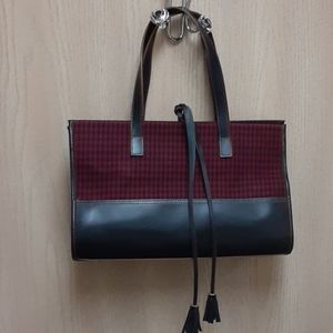 Maxx New York handbag preowned